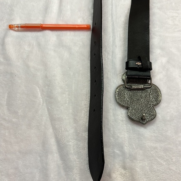 GUESS Genuine Leather Belt Black & Silver Southwestern Buckle Medium main image 5